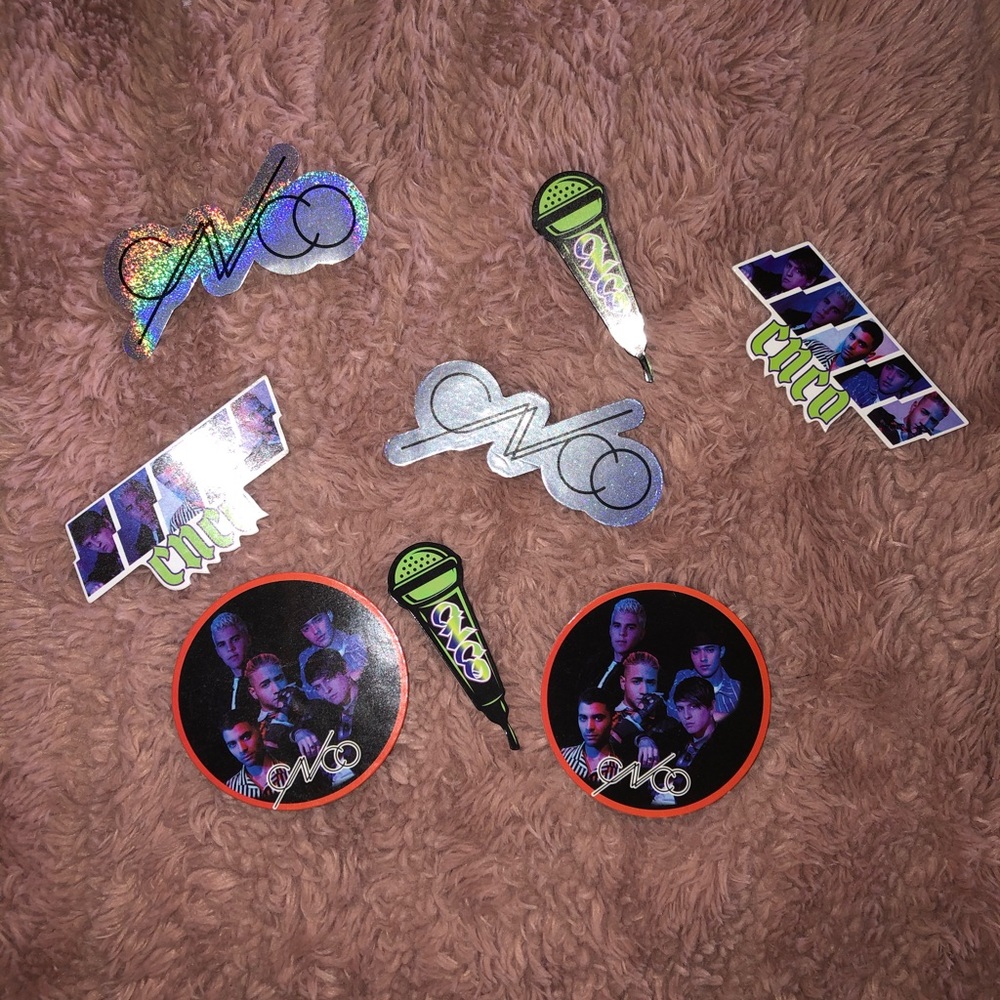 8 CNCO stickers